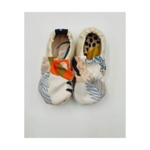 summer-jungle-baby-shoes-front-view.jpg